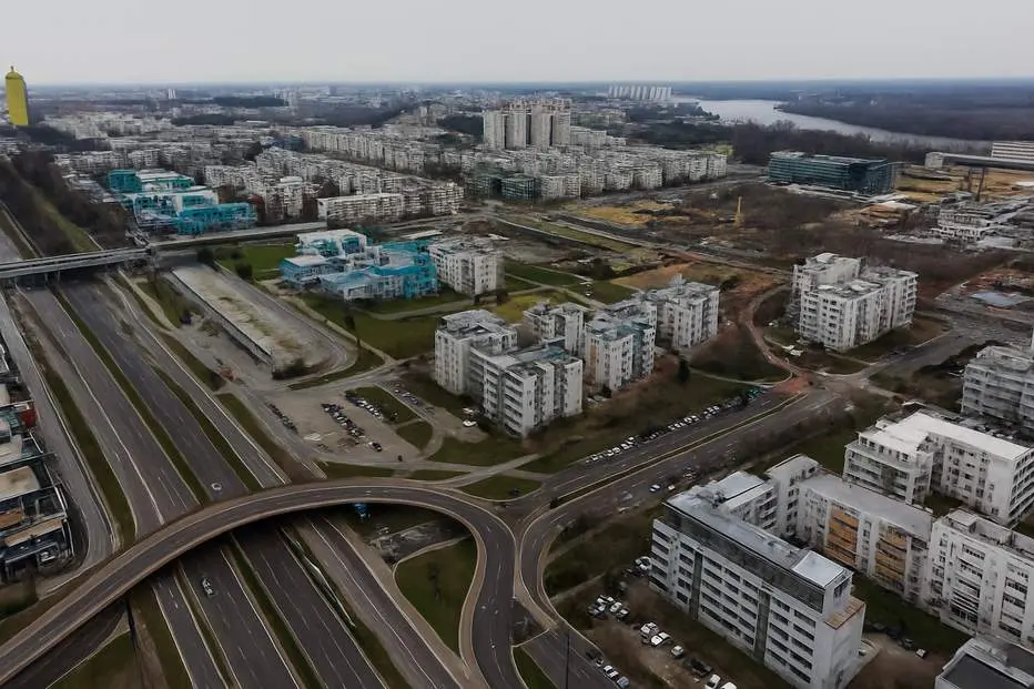 Brian Windhorst Heads to Belgrade for the EuroLeague 'Eternal Derby' with Joakim Noah
