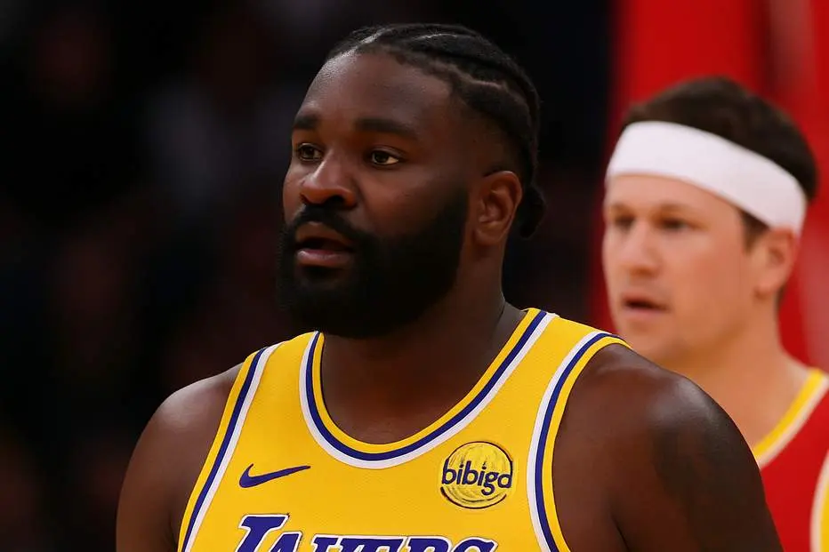 DeAndre Ayton Finding His Role with the Los Angeles Lakers