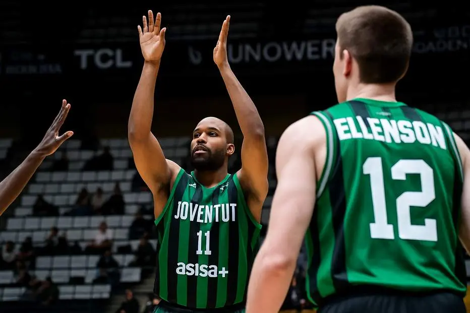 Joventut Stuns Barcelona 84-72 as Jabari Parker Celebrates Birthday