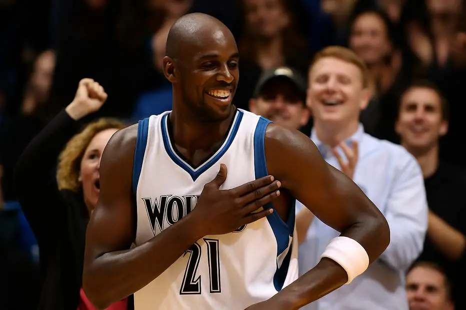 Kevin Garnett reunites with the Minnesota Timberwolves, jersey retirement imminent