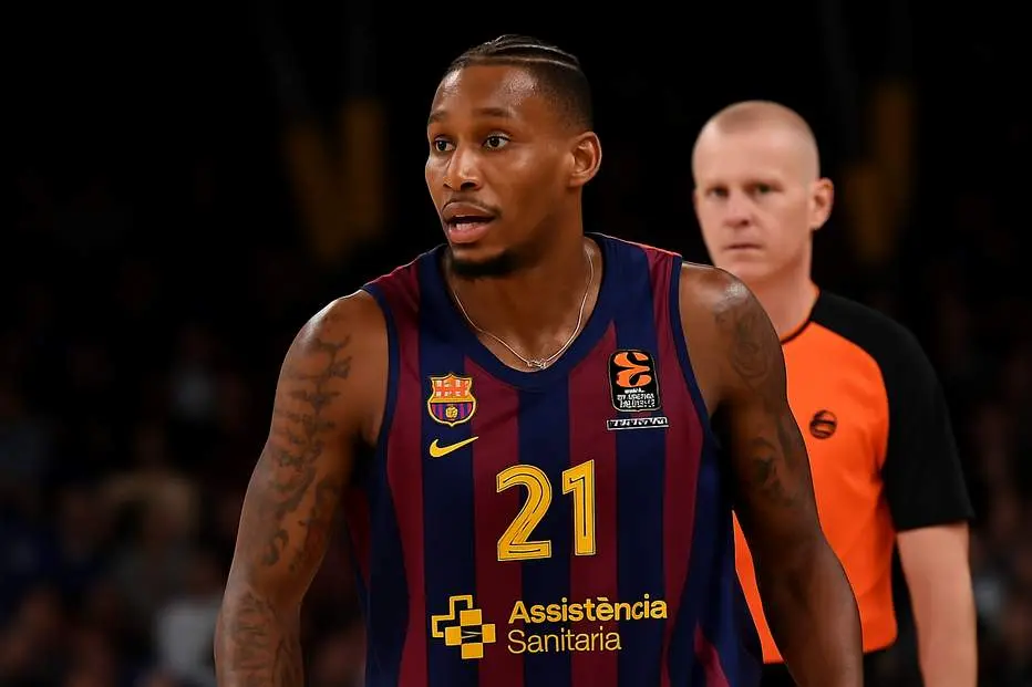 Will Clyburn masterclass: Barcelona steal Game 1 in OT thriller